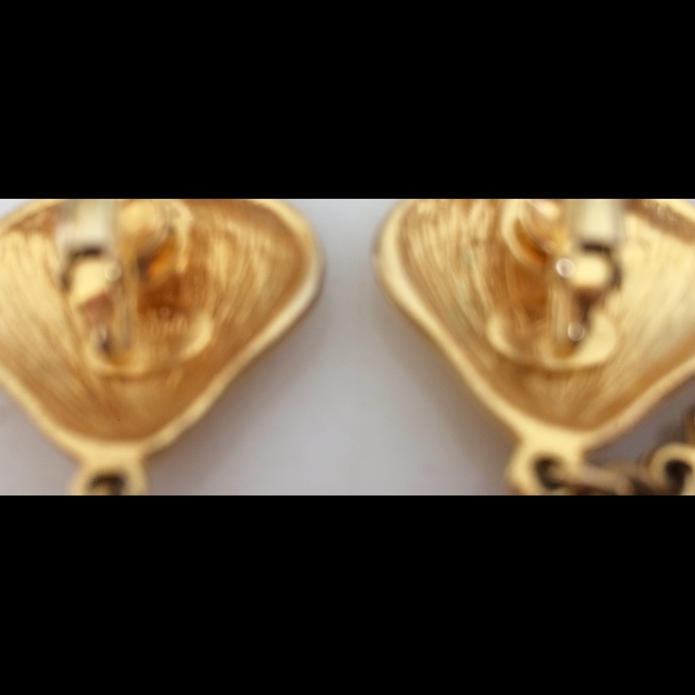 Dubin Signed Seashell Charm Drop Dangle Earrings - image 3